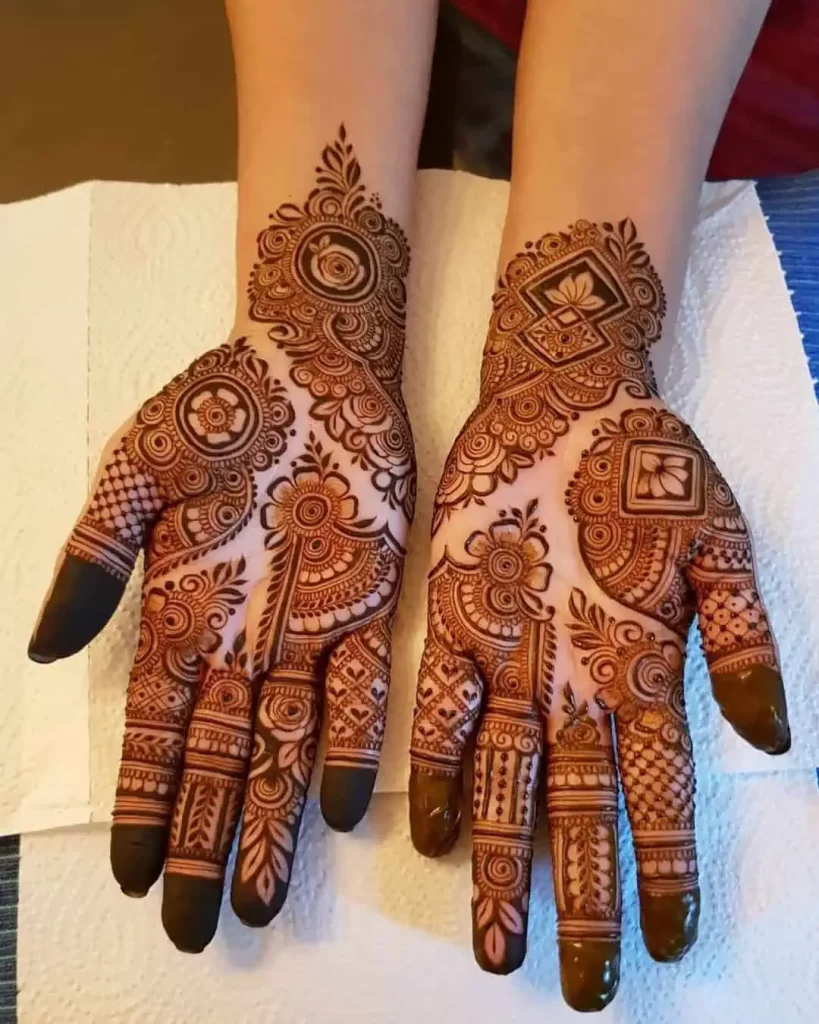 Easy Mehndi Design for Beginners