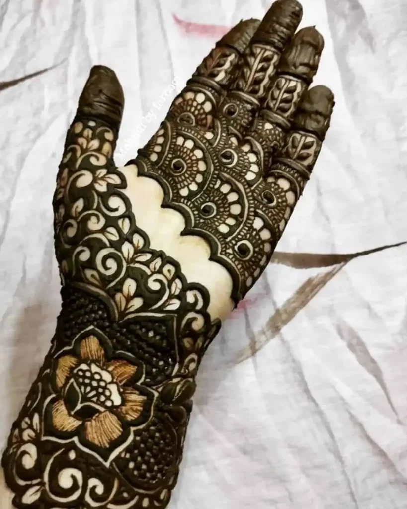 New Arabic Mehndi Design