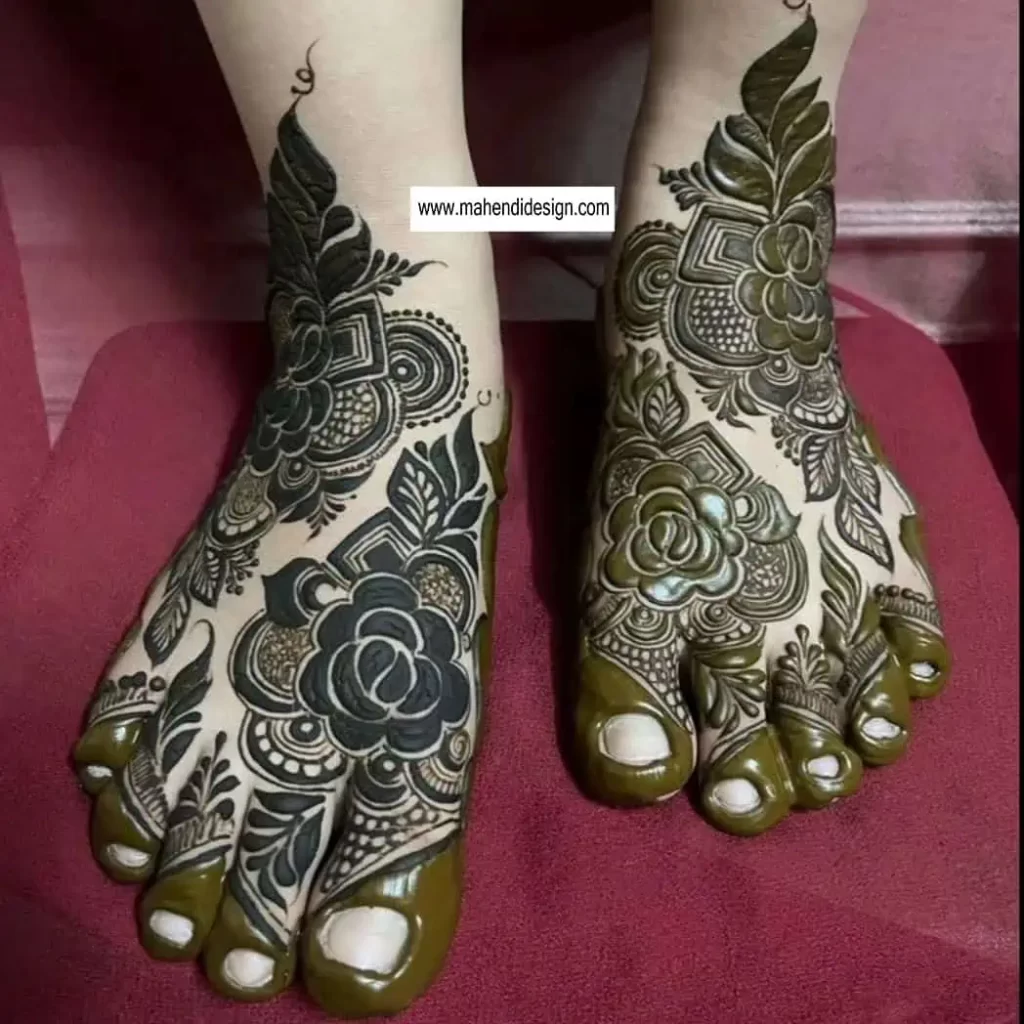 Stylish Foot Mehndi Design That You Can Make Easily (2023)