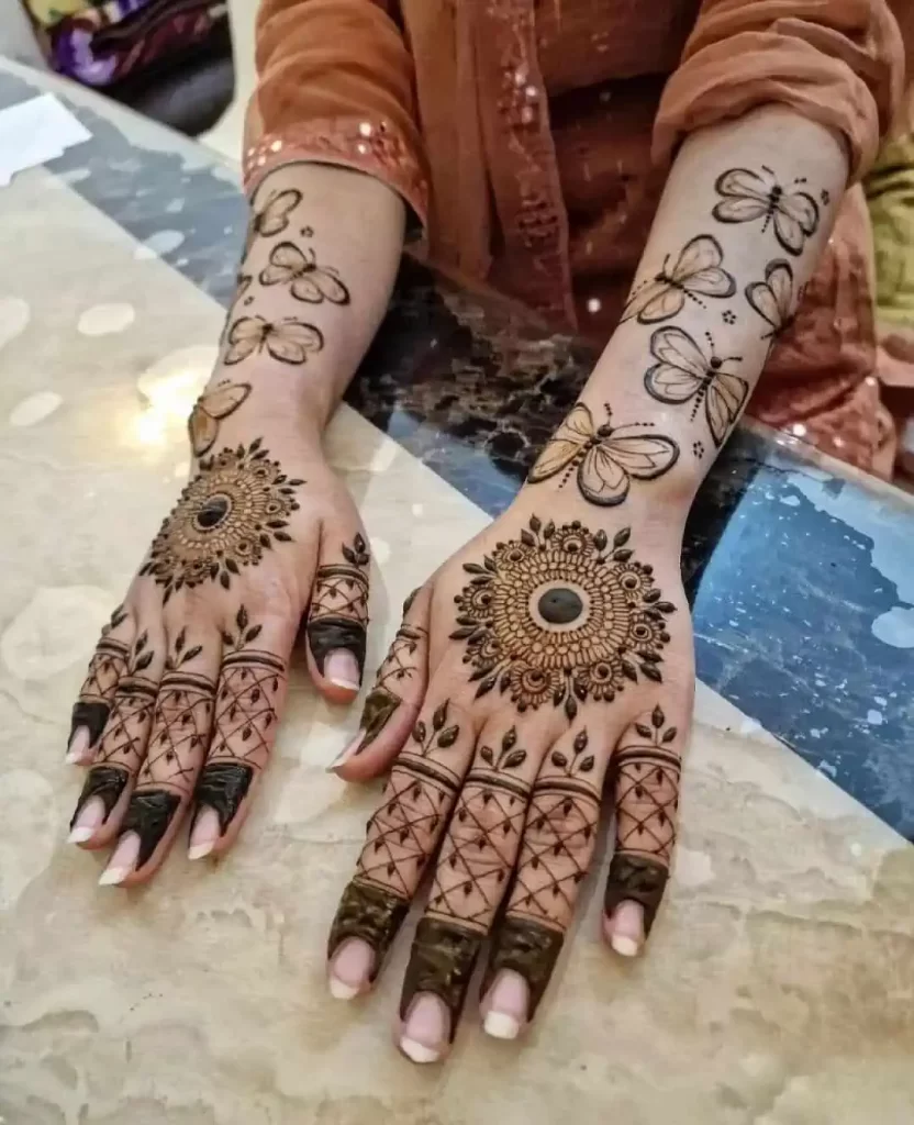 Circular Mehndi Designs for Hands