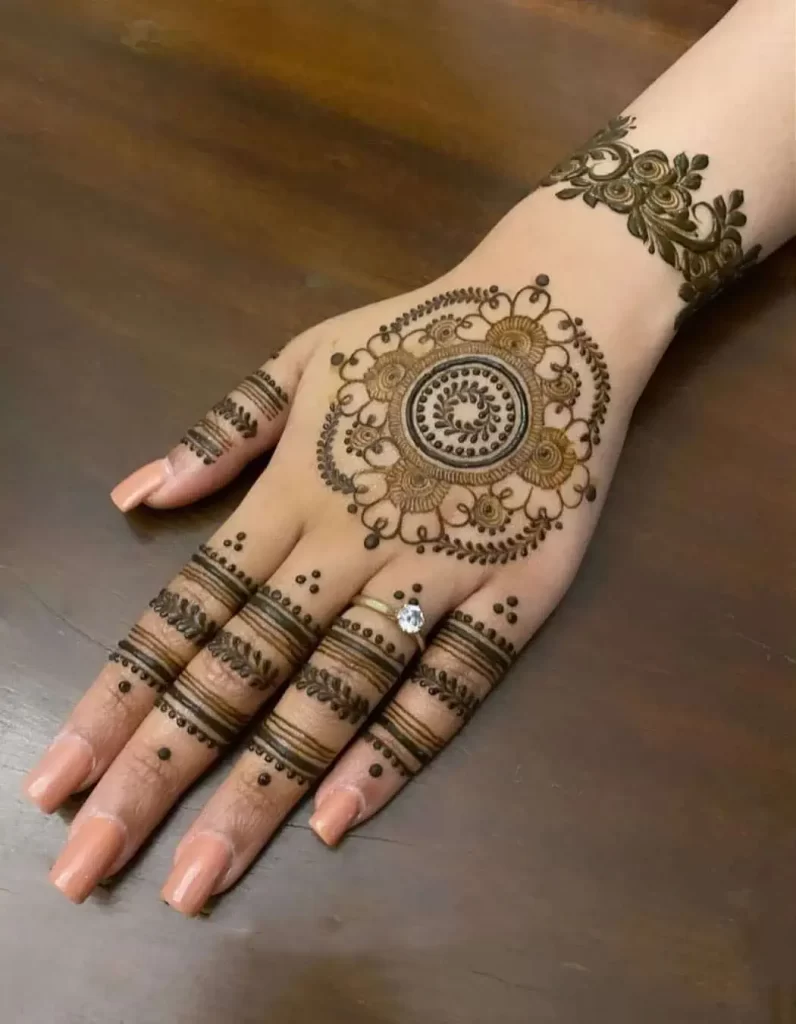 Circular Mehndi Designs for Hands