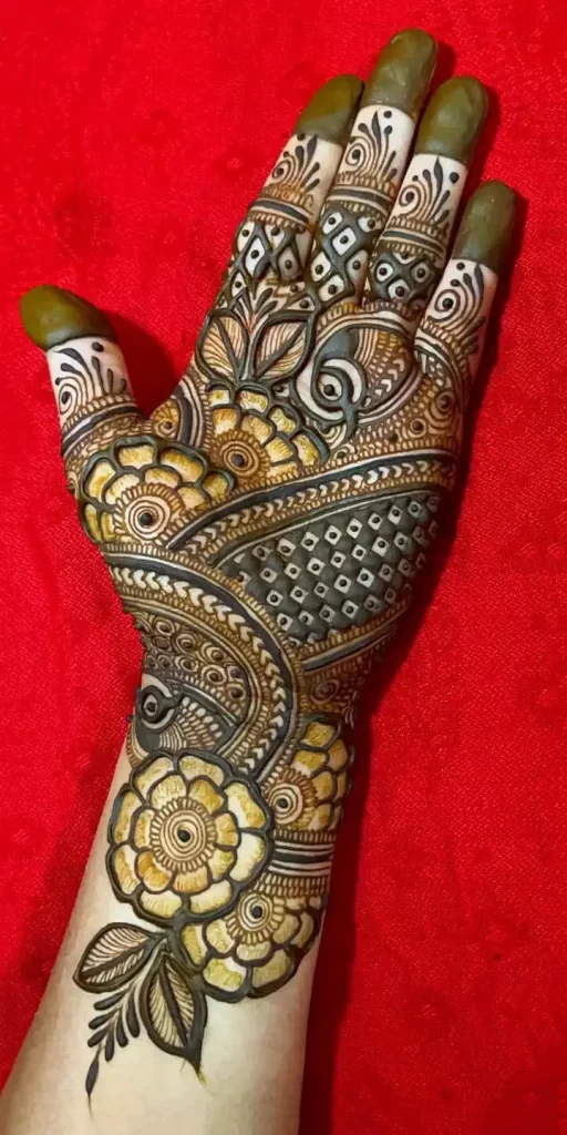 Stylish Arabic Mehndi Design 