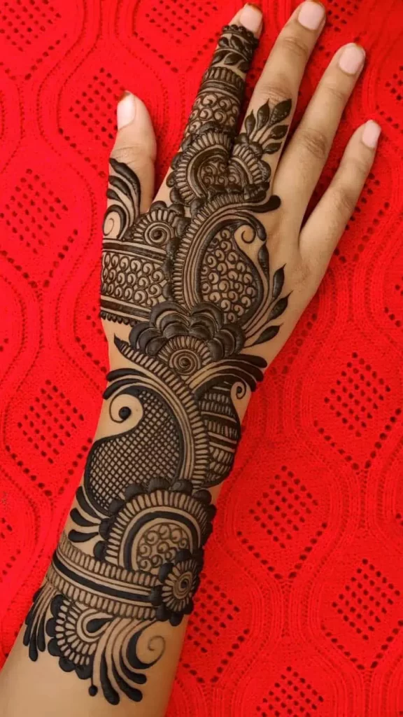 Simple Back Hand Mehndi Design