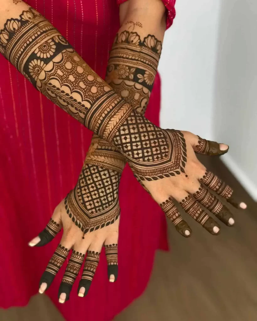 Simple Back Hand Mehndi Design