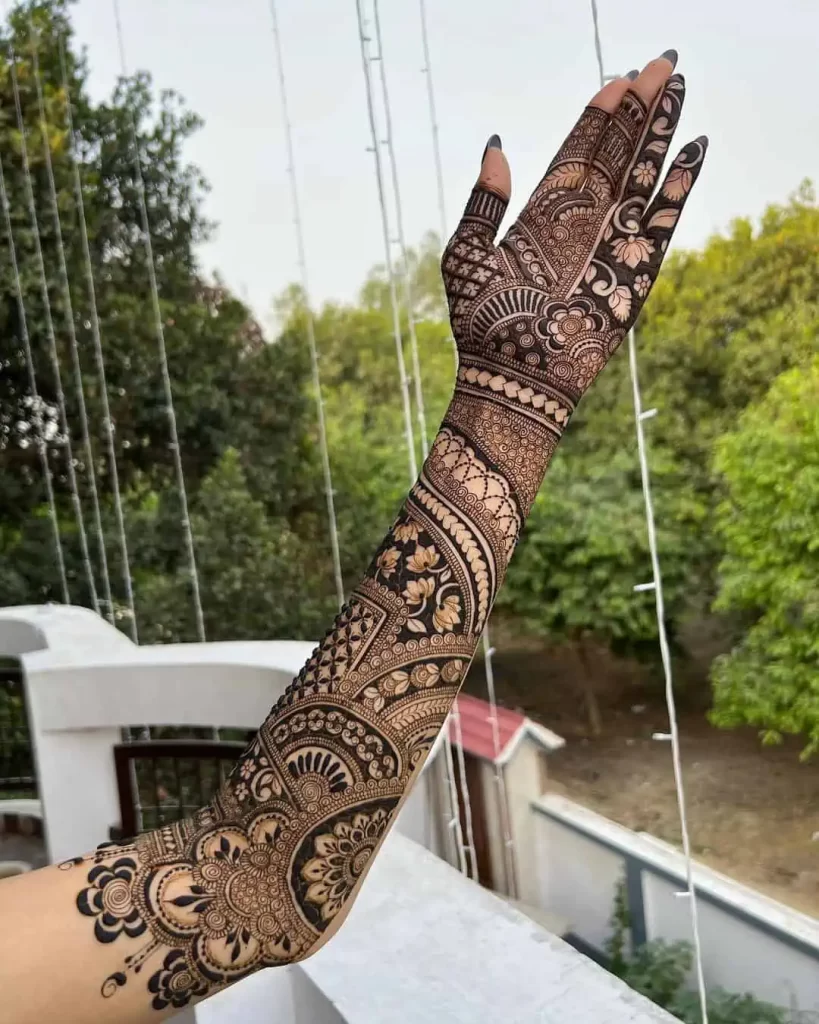 Full Hand Dulhan Mehndi Design