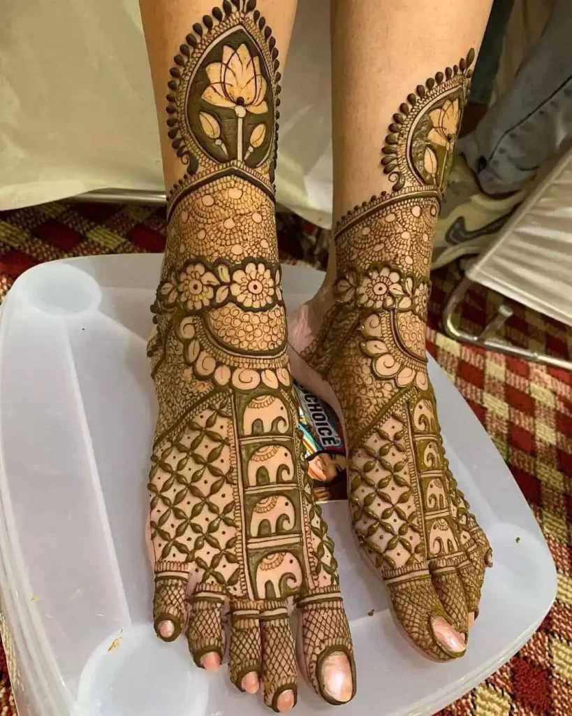 Stylish Bridal Mehndi Designs