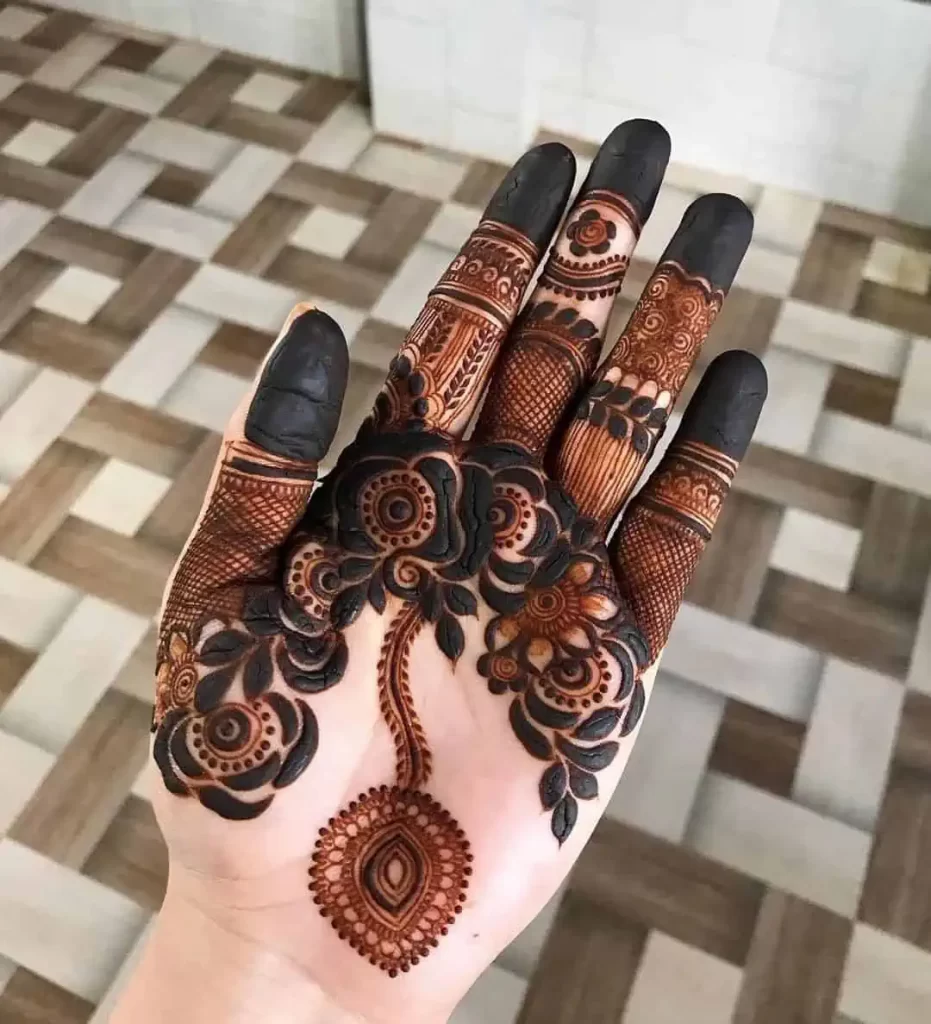 Fancy Finger Mehndi Design