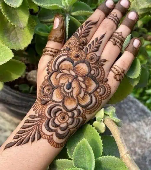 Flower Mehndi Design