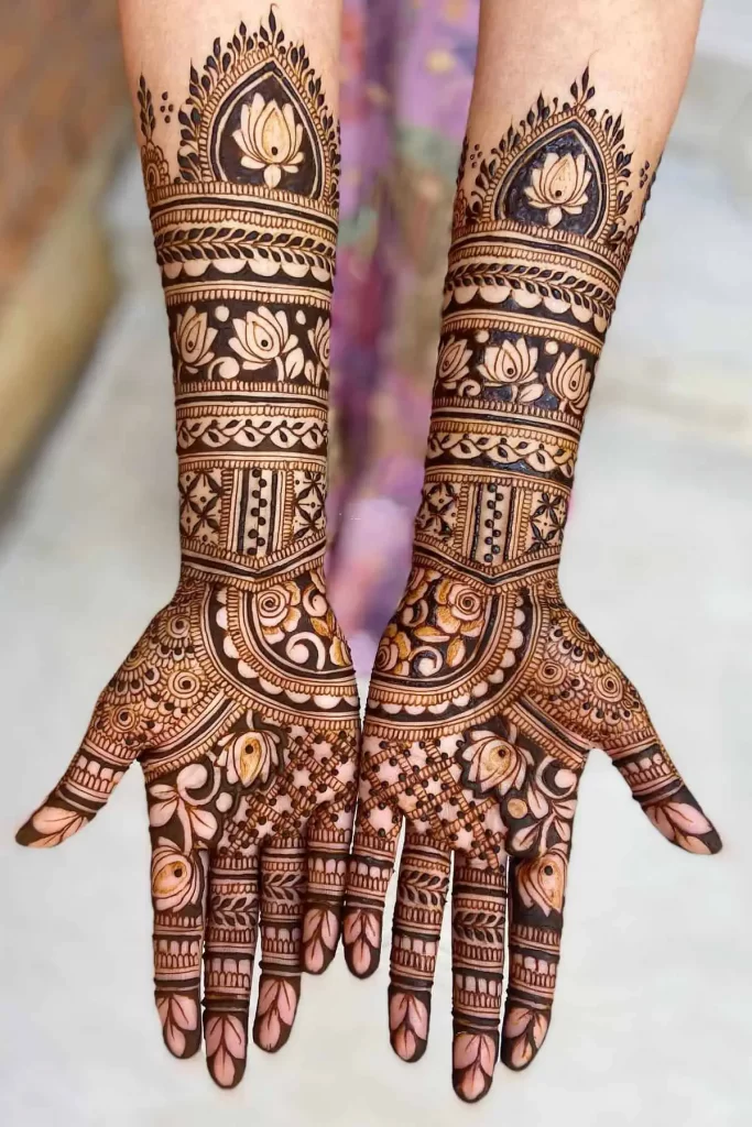 Fancy Flower Mehndi Design