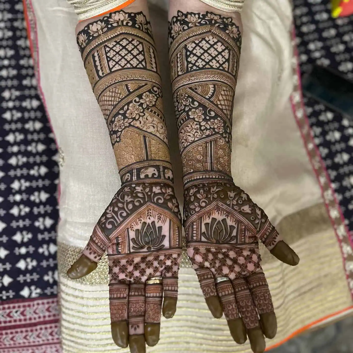 Latest Dulhan Mehndi Designs