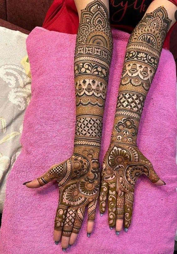 Beautiful Mehndi Designs for Full Hands