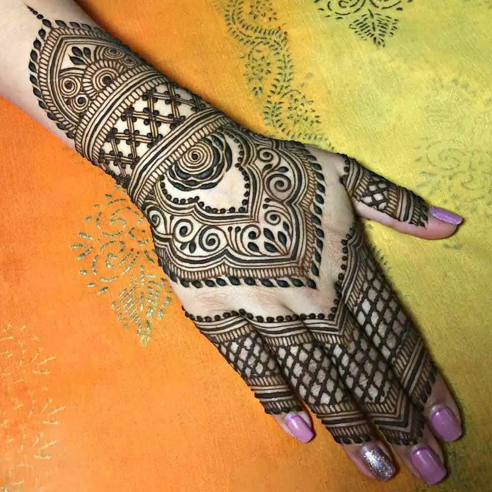 Beautiful Mehndi Designs for Full Hands