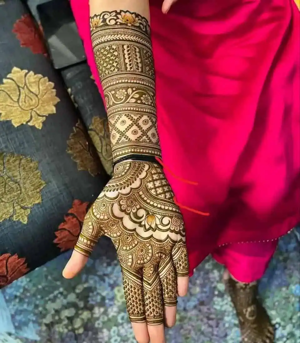 Beautiful Mehndi Designs for Full Hands