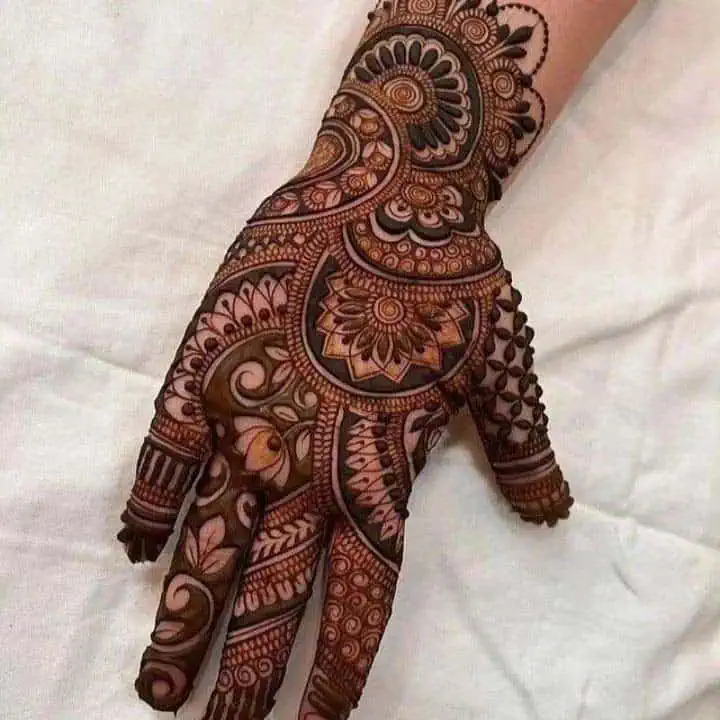 Arabic Mehndi Design for Hand