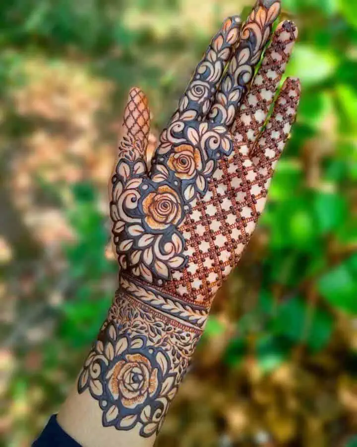 Arabic Mehndi Design for Hand