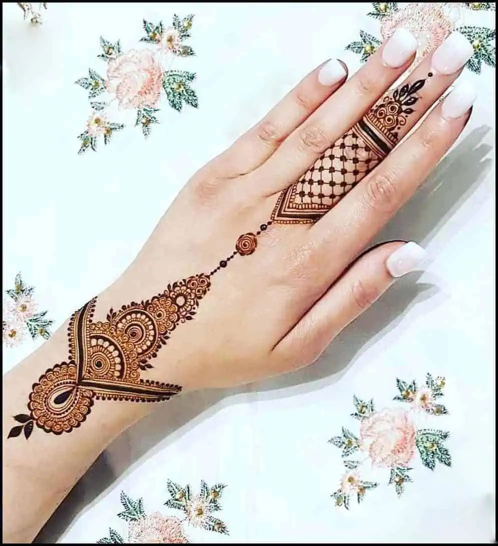 New Fancy Mehandi Design