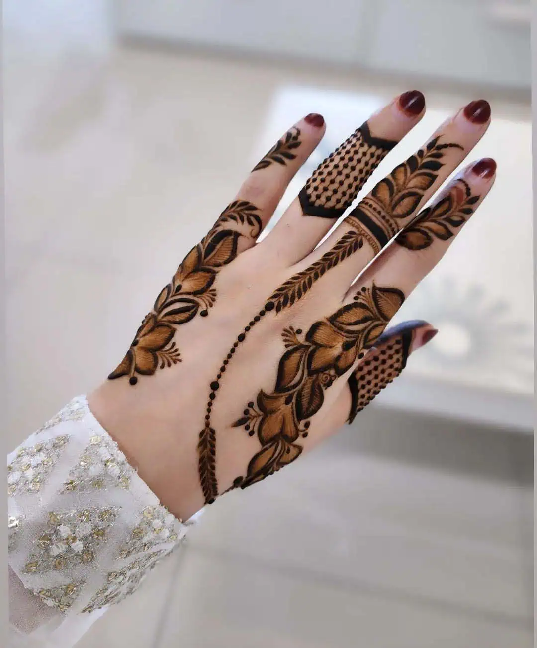 New Fancy Mehandi Design